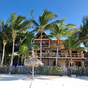 Casa Cat Ba Beachfront Boutique Holbox
